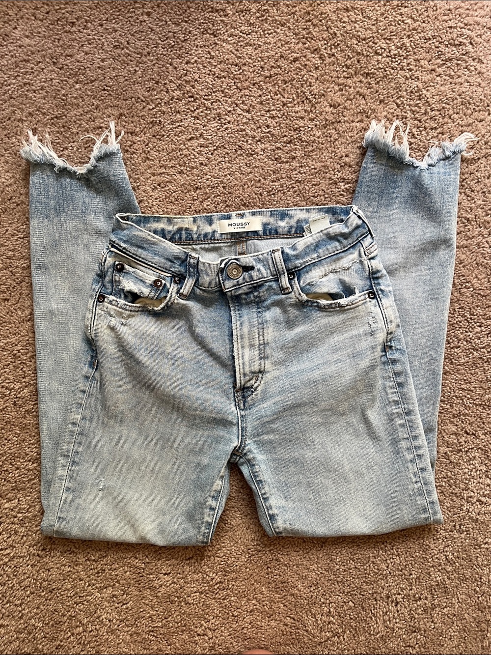 Moussy Vintage Light Blue Distressed Ankle Jeans size 26